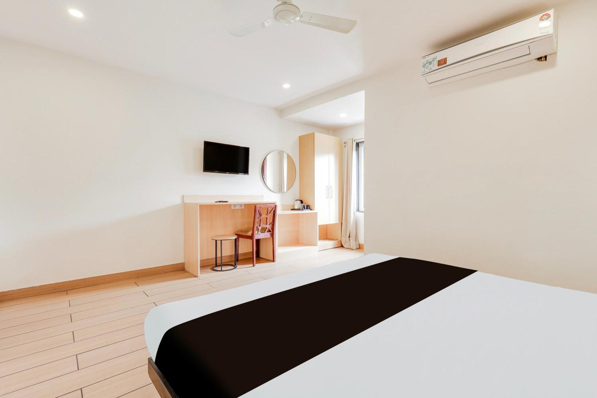 Hotel Super Townhouse Visakhapatnam Exterior foto