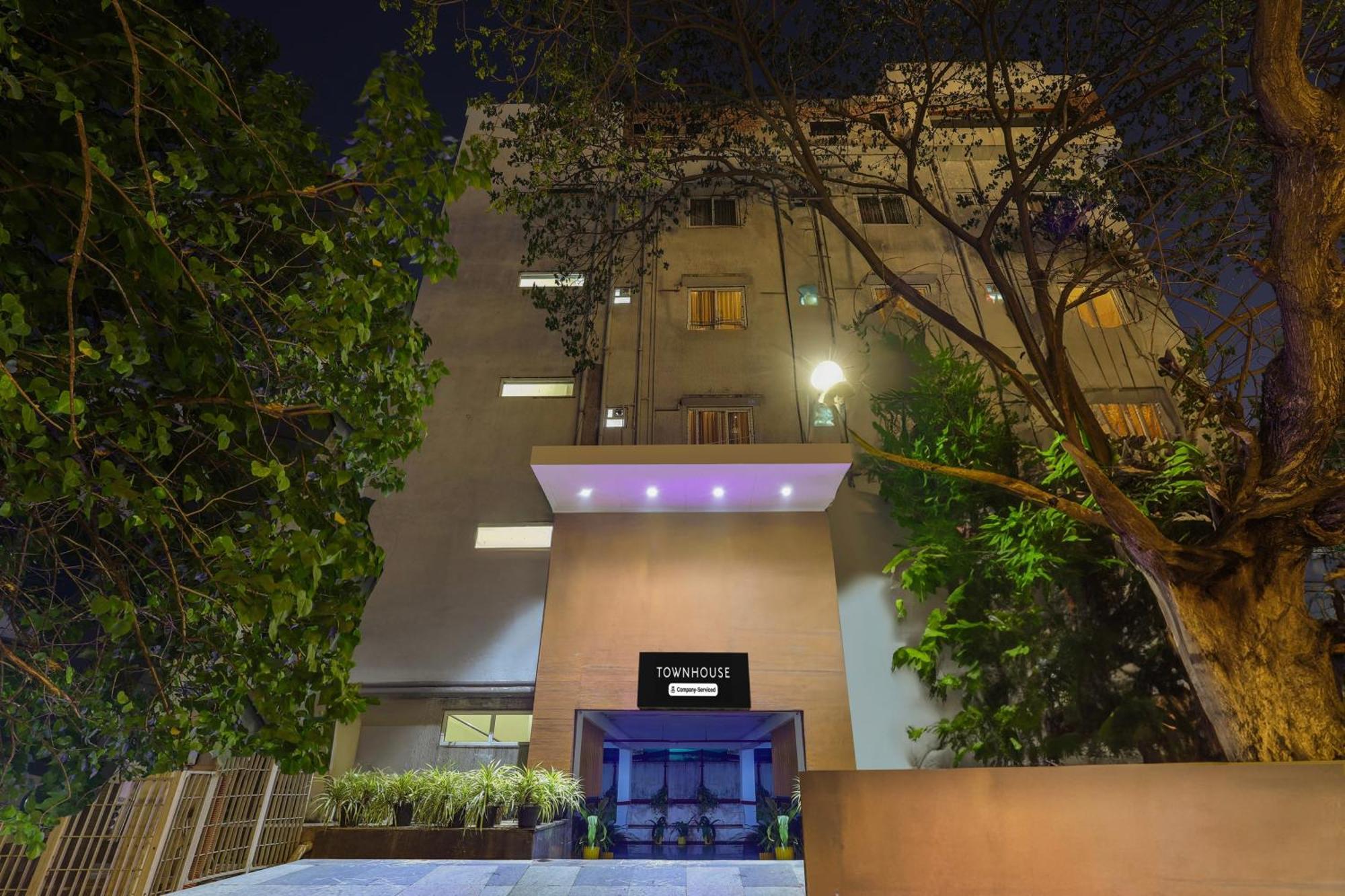 Hotel Super Townhouse Visakhapatnam Exterior foto